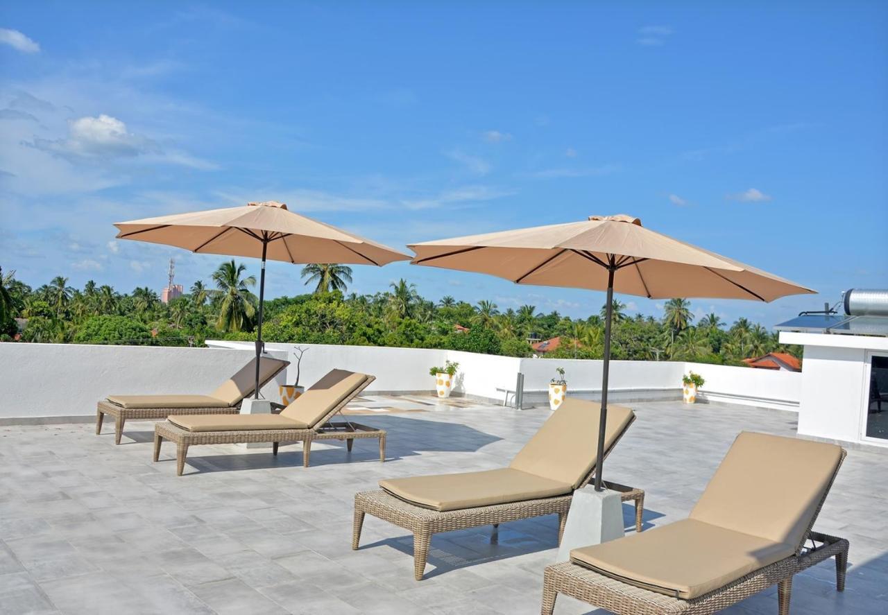 Negombo New Queen'S Palace Экстерьер фото